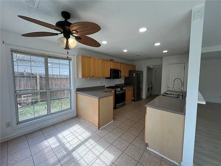 54 Oxford Brook Way — Photo 15