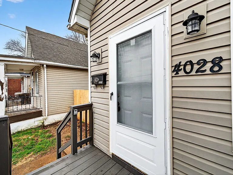 4028 Schiller Pl — Photo 14