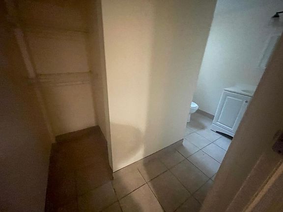 3rd image of 3168 N Laura St