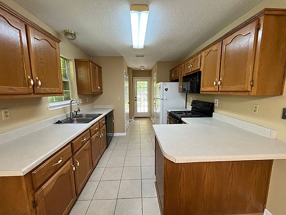 2nd image of 5586 Steffani Dr