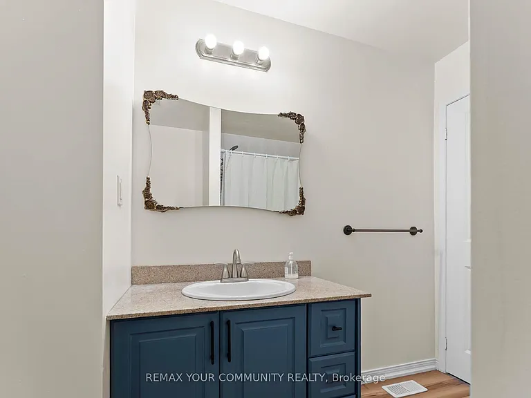 90 Munroe St #BASEMENT — Photo 11