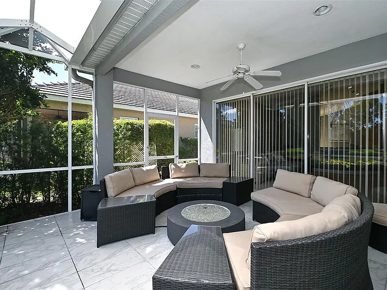 7131 Kensington Ct — Photo 38