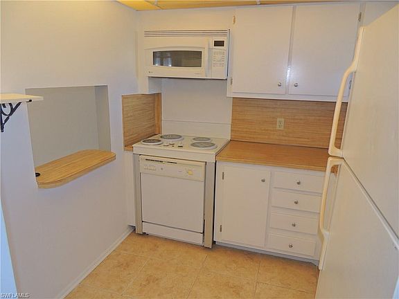 3rd image of 300 Forest Lakes Blvd APT 107
