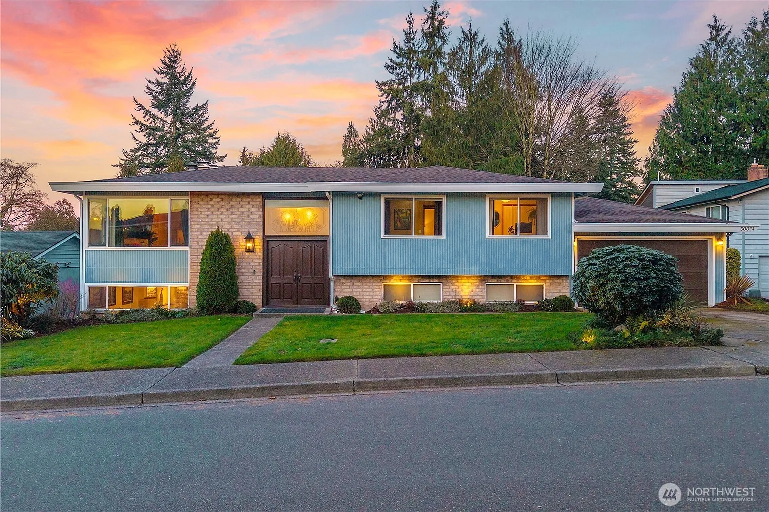 30024 2nd Avenue SW photo 1