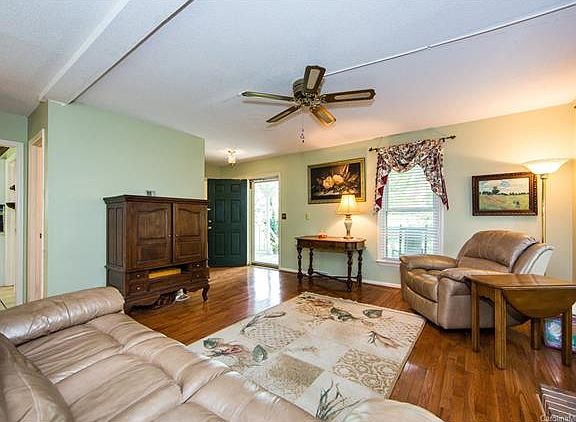 5th image of 7510 Apple Creek Dr