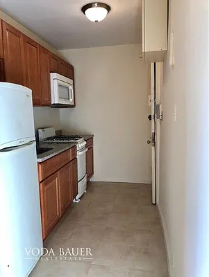 Rented by Voda Bauer Real Estate | media 36