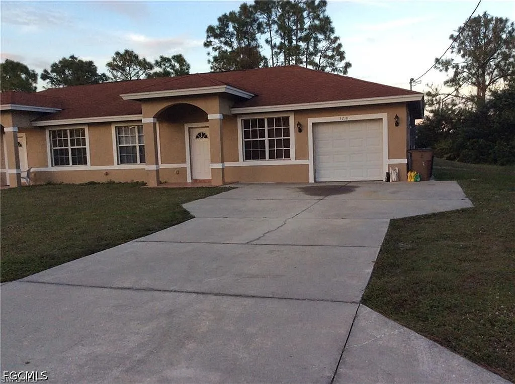 3 bed, 3.0 bath, 1204 sqft, $1,800 — Photo 2