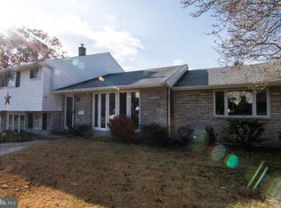 1107 Burmont Rd, Drexel Hill, PA 19026