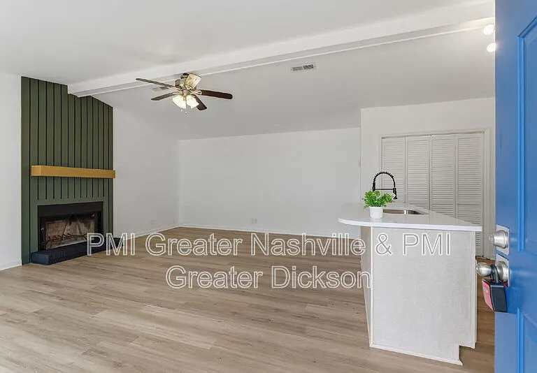 3051 Casa Dr — Photo 4