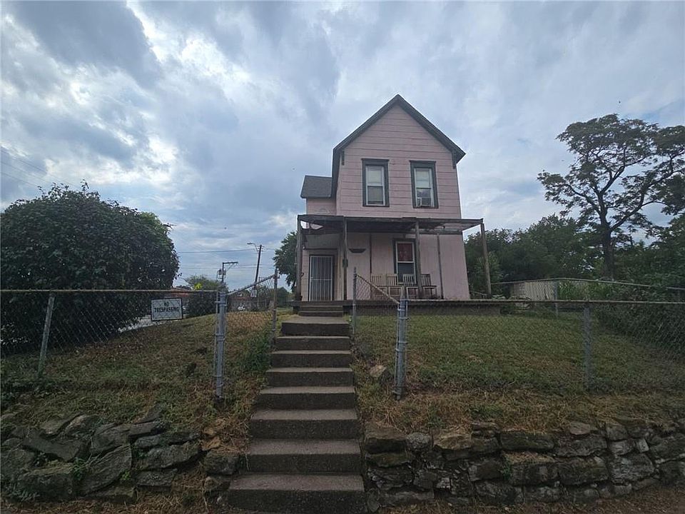 1st image of 2334 Walrond Ave