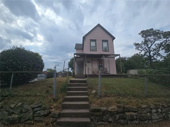 2334 Walrond Ave, Kansas City, MO 64127