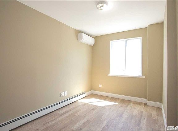 5th image of 695 Lafayette Ave #2L