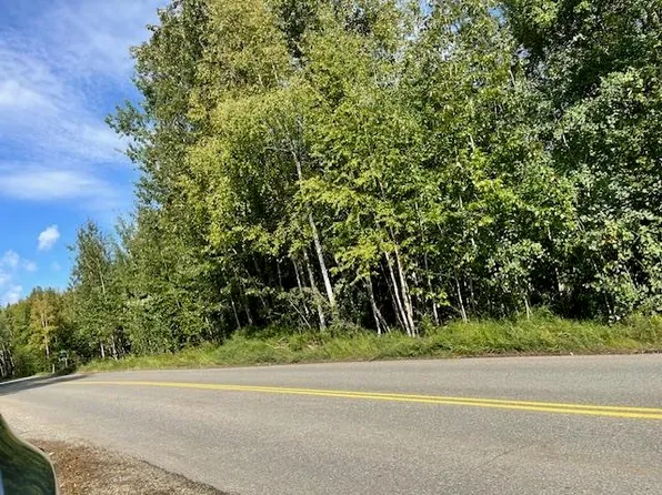 4 Bennett Rd, Fairbanks, AK 99712