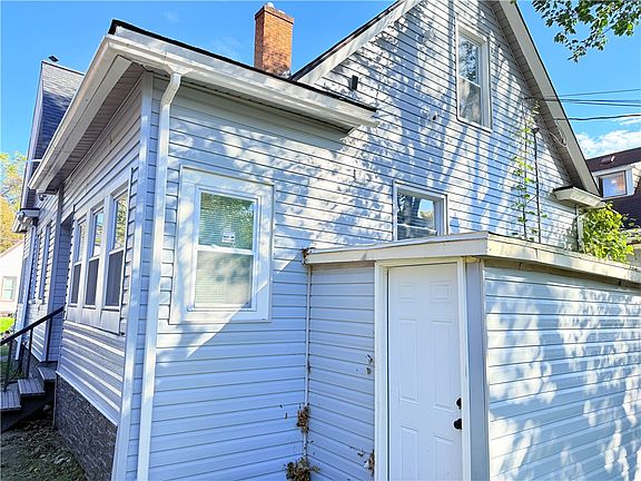 2nd image of 371 Hague St