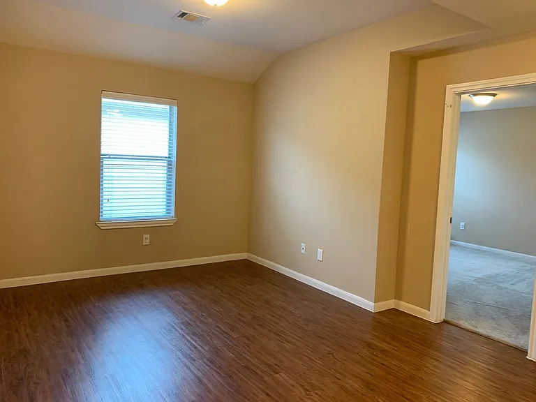 17038 Wilthorne Gardens Ct — Photo 16