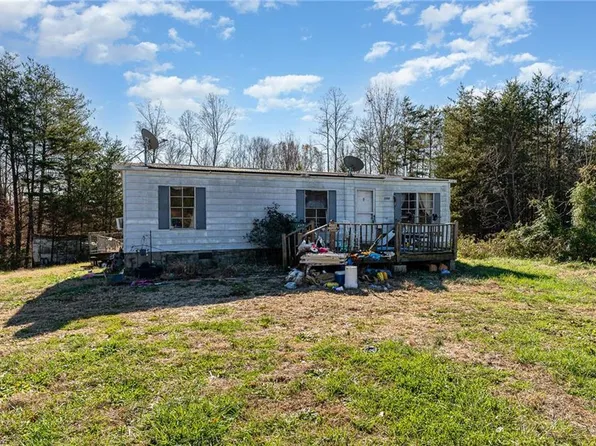 1332 Tom Mix Rd, Westfield, NC 27053