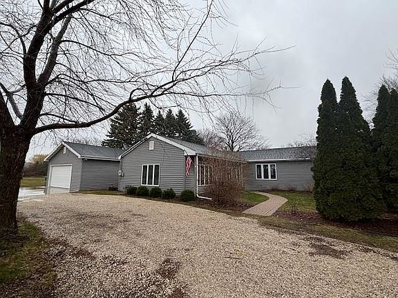 2nd image of N7869 Lakeshore Dr