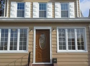 11740 140th St, Jamaica, NY 11436