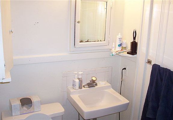333 #2 - Bathroom