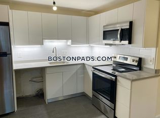 39 Englewood Ave APT 12, Brighton, MA 02135