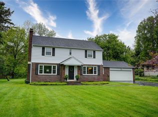 167 Georgian Court Rd, Rochester, NY 14610