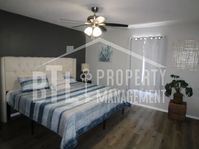 2905 Vineyards Pkwy #5 — Photo 28
