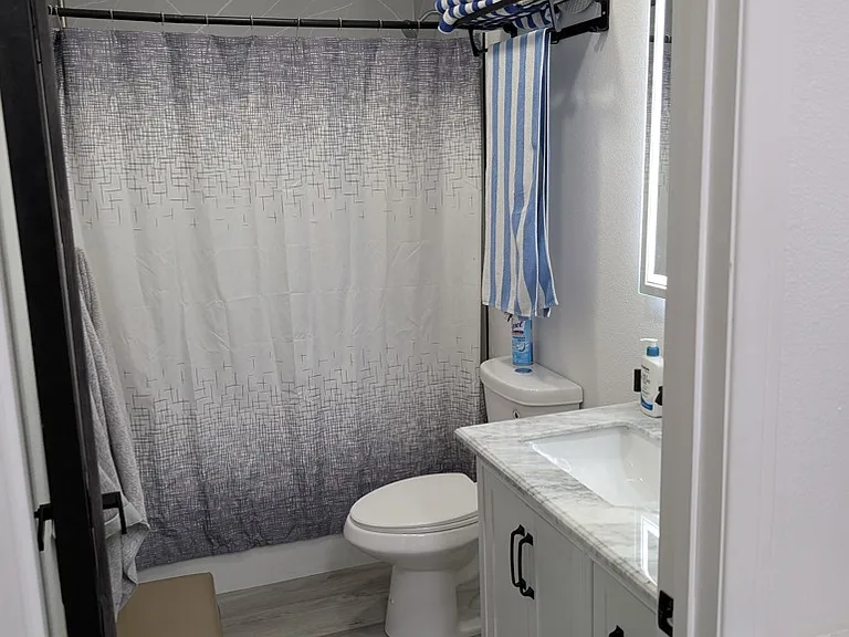 1662 Kellogg Ave — Photo 3