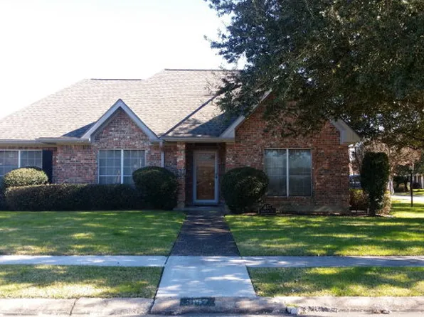 3157 Lancaster Ln, Port Neches, TX 77651