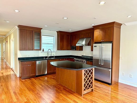 2nd image of 1545 Lincoln Way #1