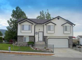 3670 S Wing Pointe Dr, Magna, UT 84044