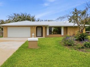 2402 SE Perugia St, Port Saint Lucie, FL 34952