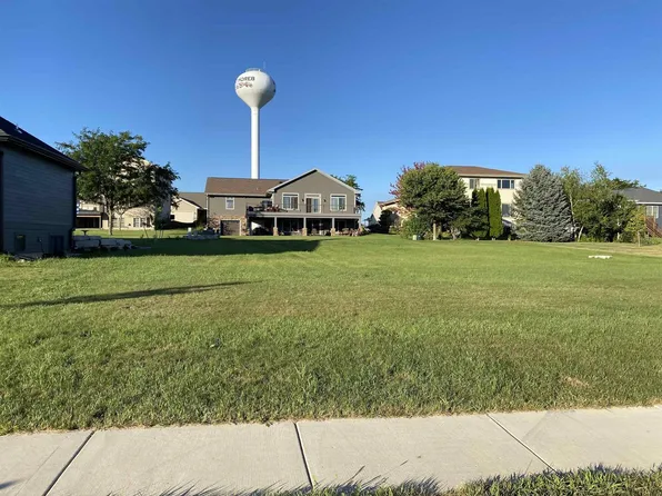 1904 Grieg Drive #43, Mount Horeb, WI 53572