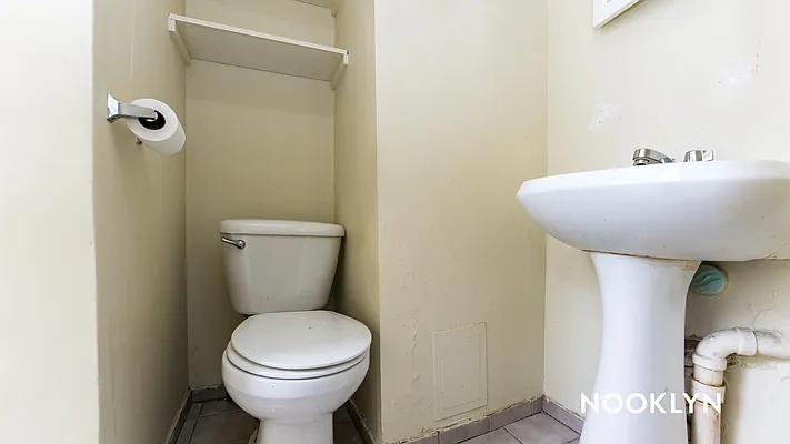 Rented by Nooklyn NYC LLC | media 10