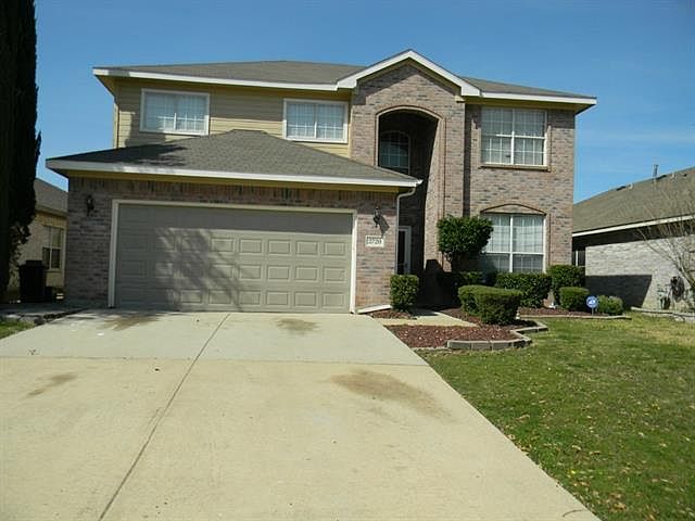 1st image of 2720 N Hampton Dr