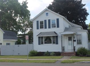 27 Florence St, Auburn, NY 13021