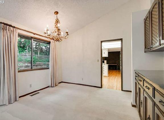 4th image of 730 SW Briercliff Ln