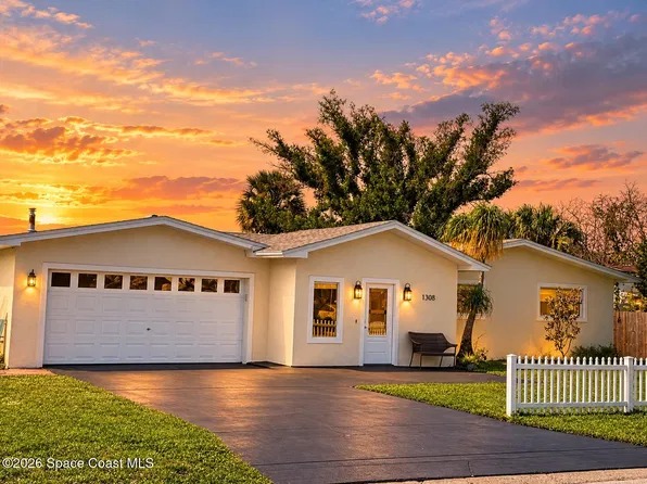 1308 Sun Cir W, Melbourne, FL 32935