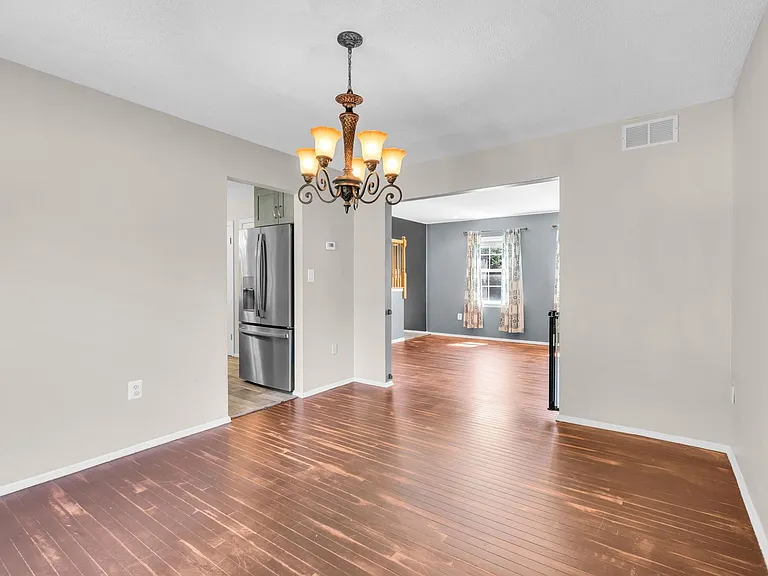 6 Marybeth Ct — Photo 20