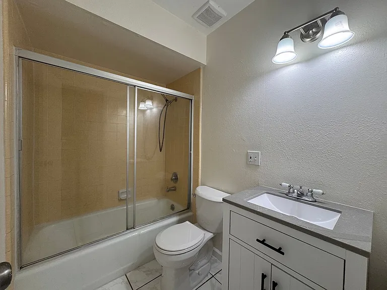 4400 Tierra Verde St. — Photo 12