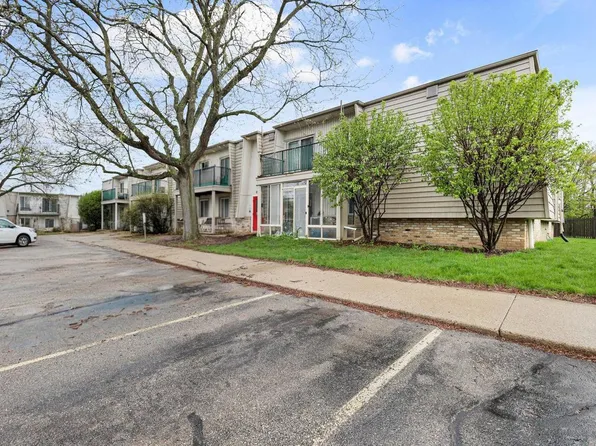 2434 Independence Lane #108, Madison, WI 53704
