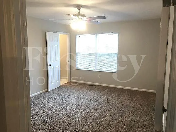 40 Sprucewood Ct — Photo 24