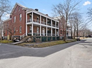 40 McKinley Ct, Portland, ME 04109