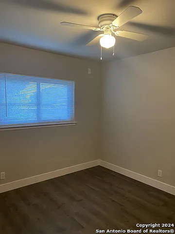 9526 Dunhill — Photo 25