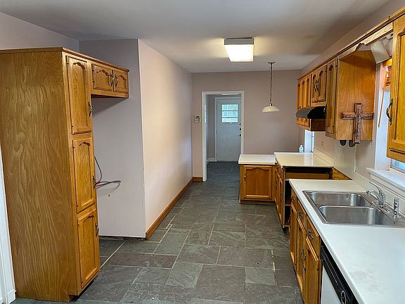 4th image of 54900 Babin Dr