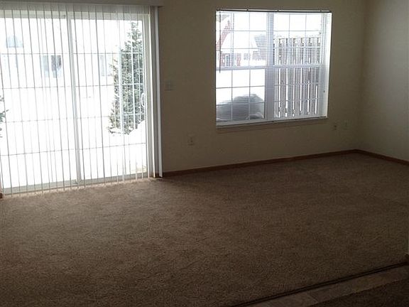 3rd image of 850 S 38th St #16753644