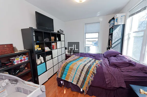 Rented by Highline Residential | media 16