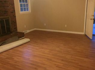 340 Hickory Dr, Startex, SC 29377