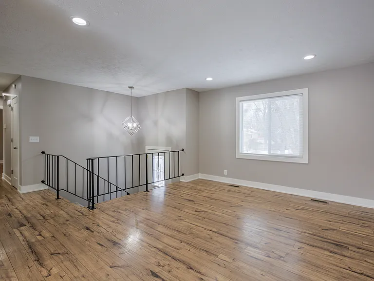 13511 Schirra St — Photo 12