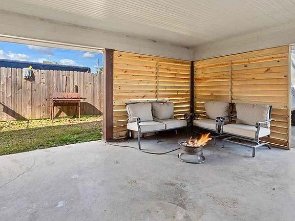 5th image of 811 Hudson Dr