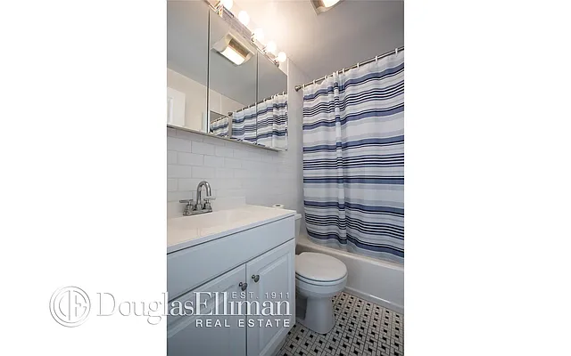 Rented by Douglas Elliman | media 6